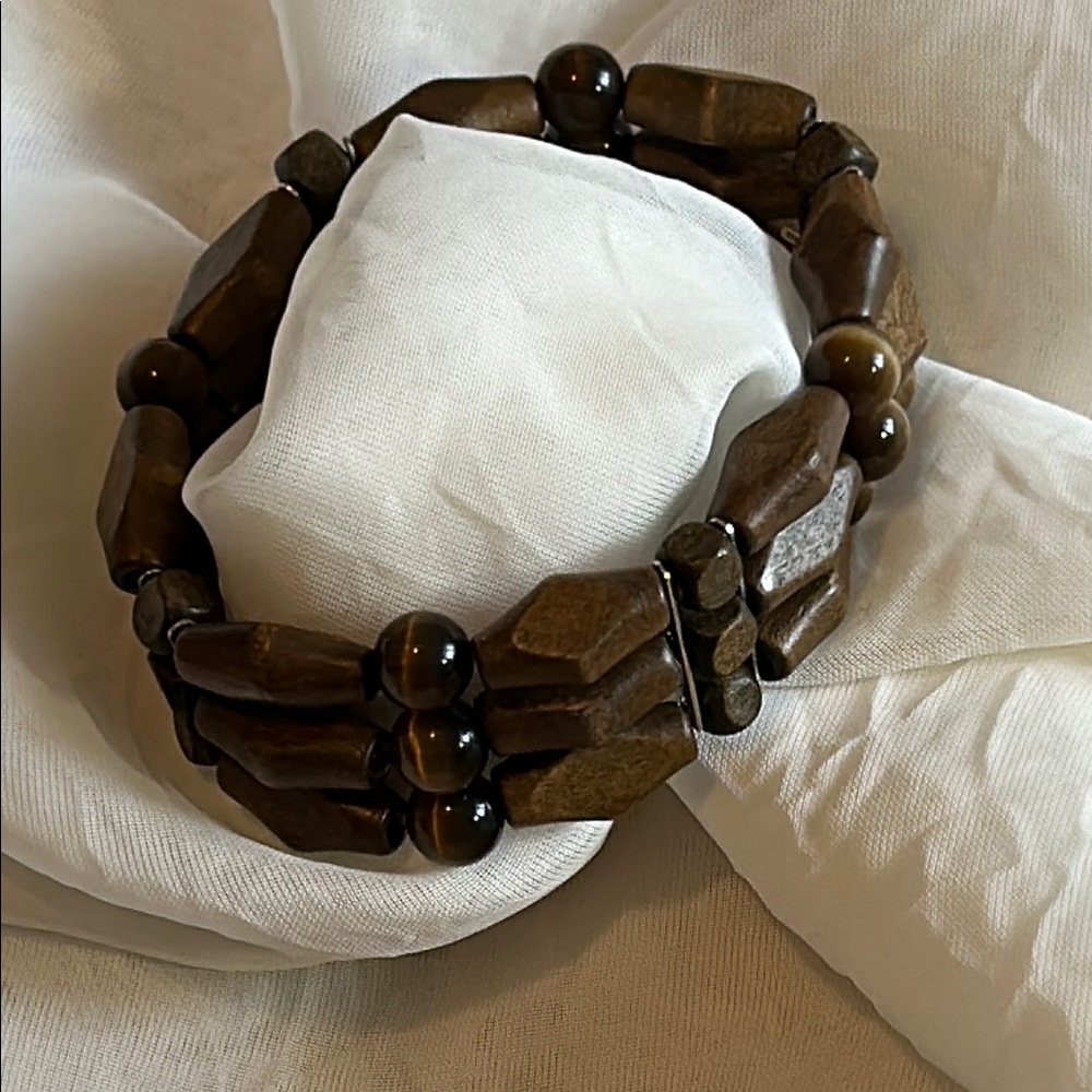 💕3/$15💕 Wooden Beaded Bracelet